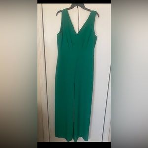 Green ladies Vince Camuto Romper never worn. Size 14.